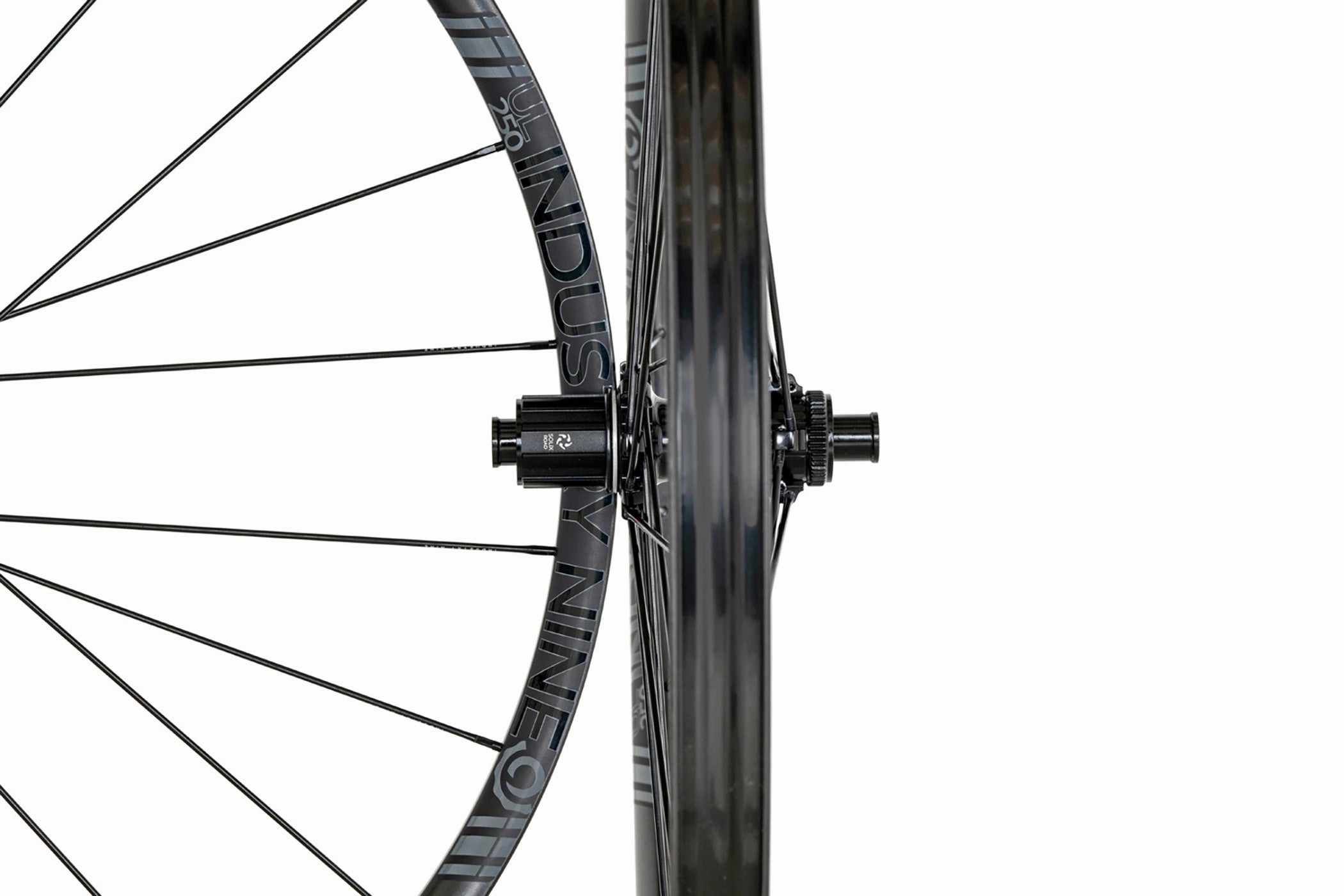 Industry Nine Solix G UL250C Carbon Tubeless 700c Wheelset