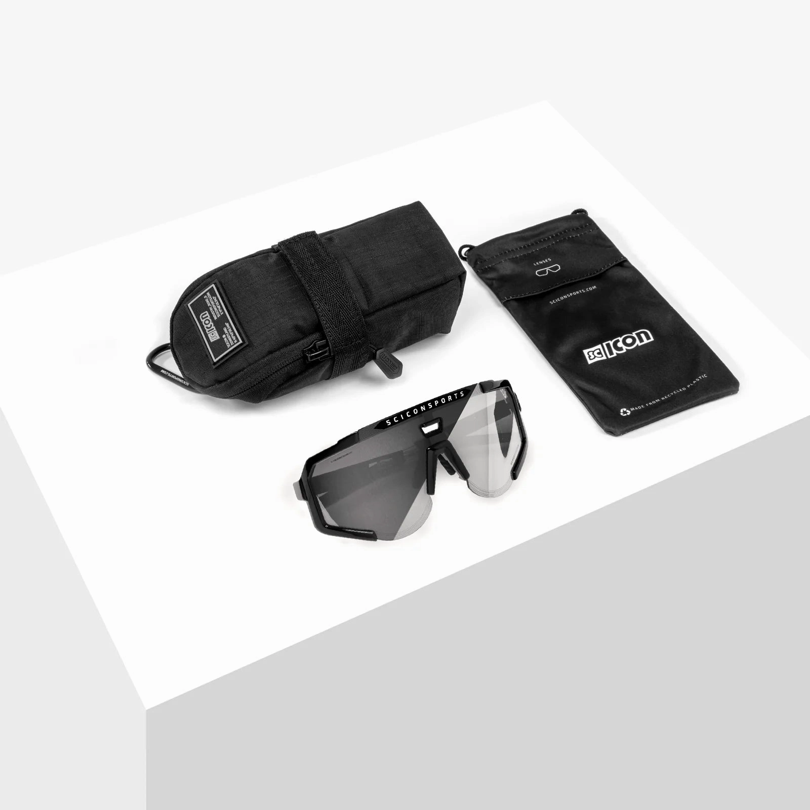 Scicon Aeroscope sunglasses - Black Photochromic silver